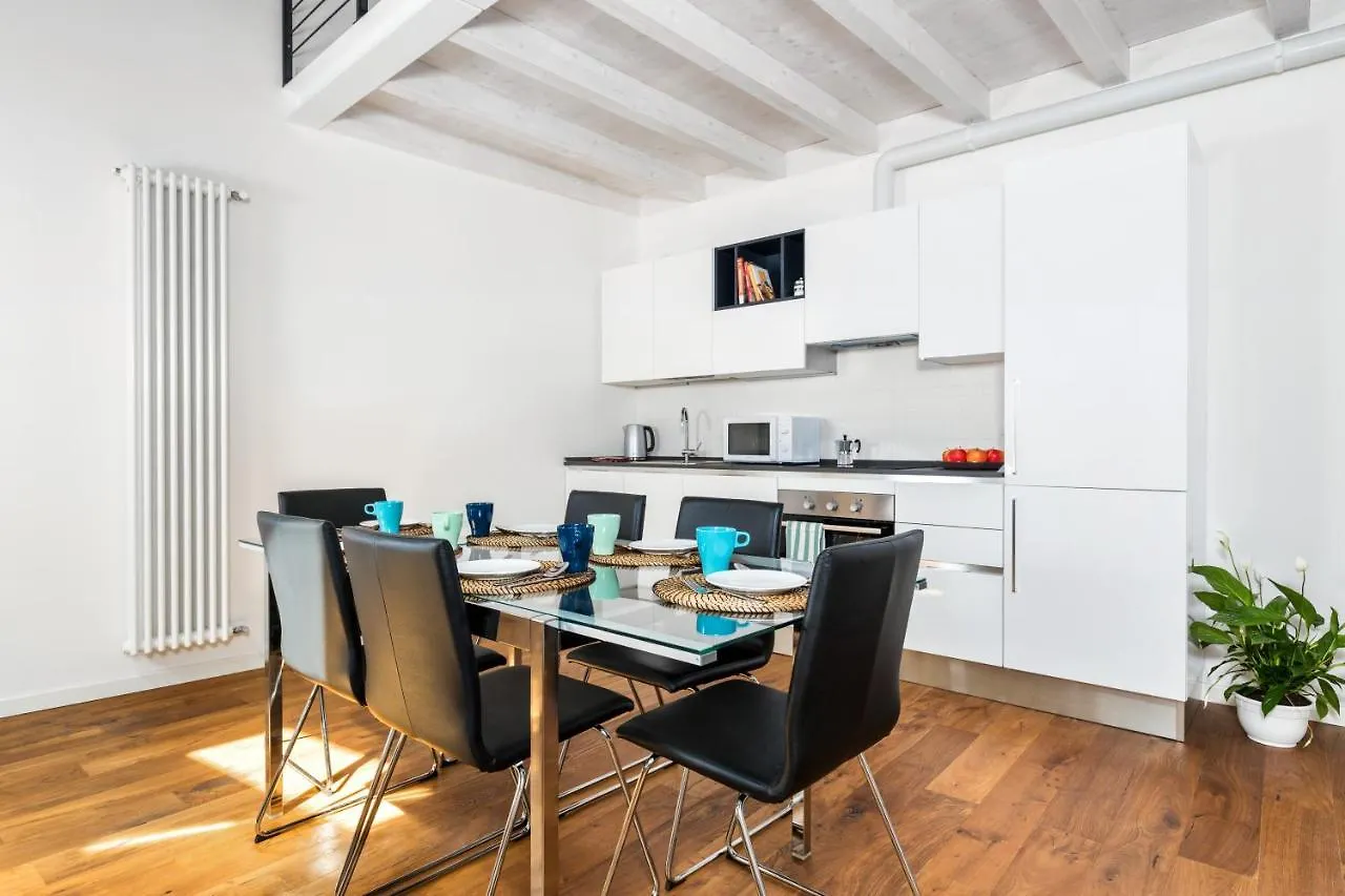 Guggenheim Luxury Suites By Bricola Apartments Venetië 0*,  Italië