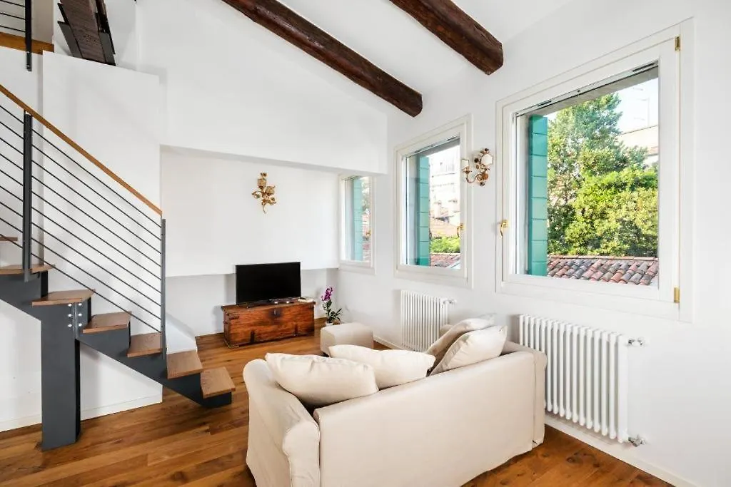 Guggenheim Luxury Suites By Bricola Apartments Venice
